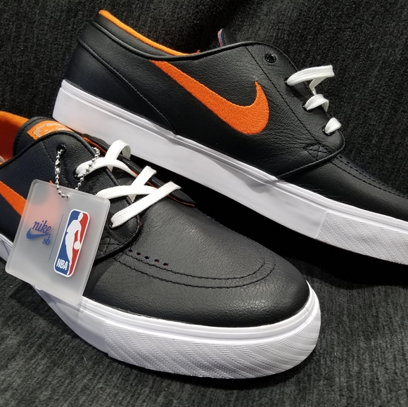 Nike Other - Nike SB Zoom Stefan Janoski Leather NBA NY Knicks